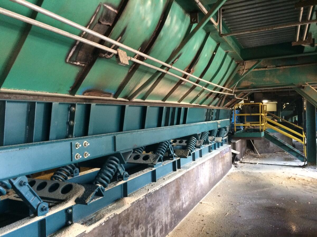 Custom Vibrating Conveyors & Screeners - Action Vibratory Conveyors